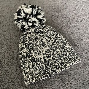 Club Monaco - black and white knit winter hat
